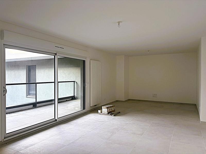 Appartement - 99 m² - 4 pièces