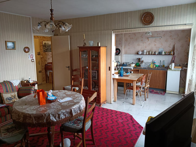 Appartement - 80 m² - 4 pièces