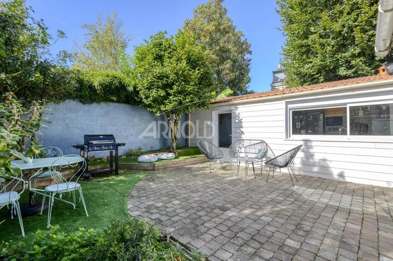 Maison - 111 m² - 6 pièces