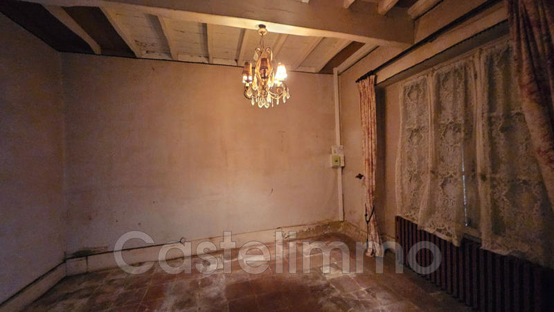 Maison - 210 m² - 6 pièces
