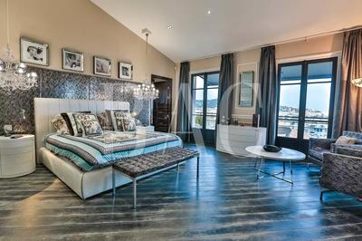 Hôtel particulier - 1 000 m² - 22 pièces