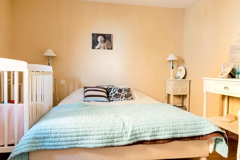 Maison - 305 m² - 10 pièces