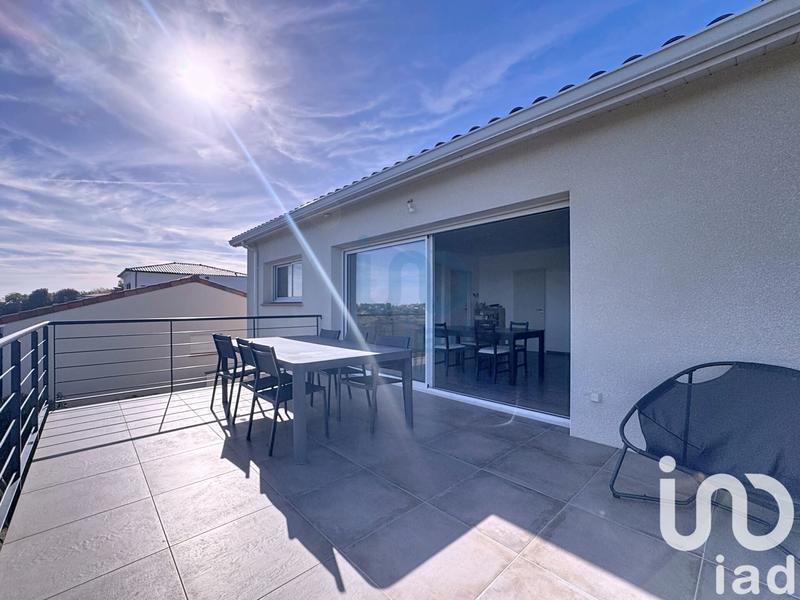 Maison - 102 m² - 4 pièces