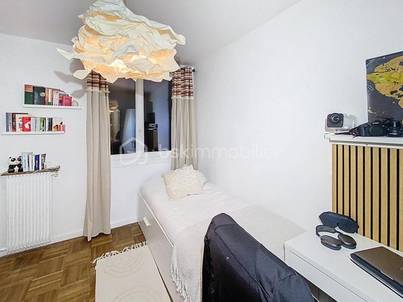 Appartement - 96 m² - 5 pièces