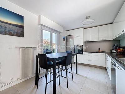 Maison - 157 m² - 5 pièces