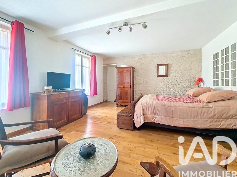 Maison - 362 m² - 8 pièces