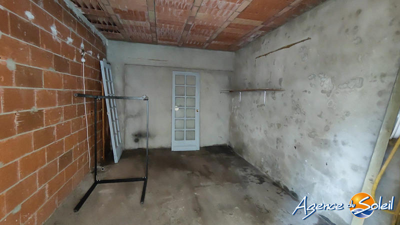 Appartement - 90 m² - 3 pièces