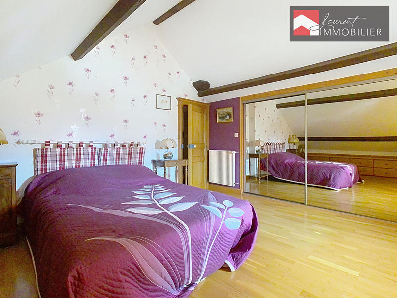 Maison de ville - 107 m² - 5 pièces