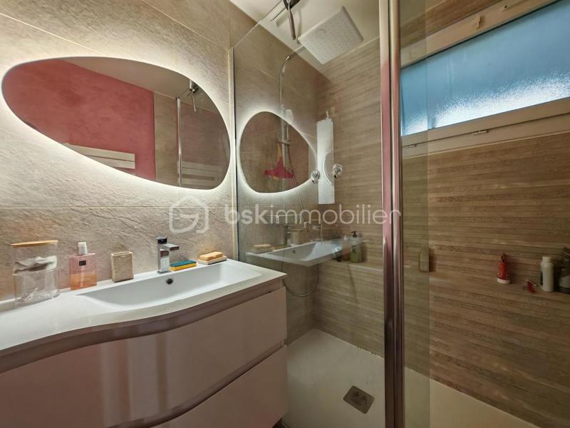 Appartement - 75 m² - 4 pièces