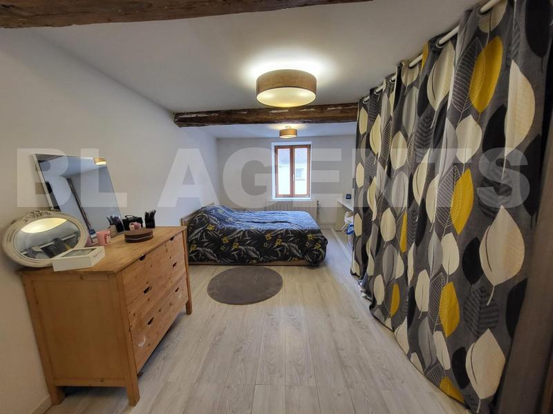 Maison de village - 136 m² - 6 pièces