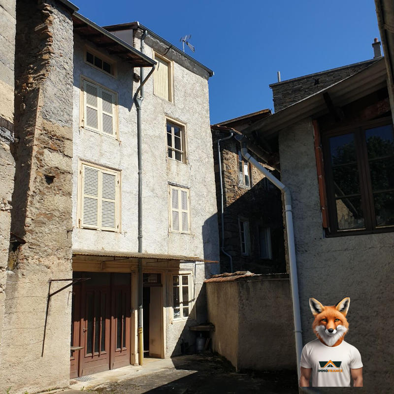 Maison - 199 m² - 9 pièces