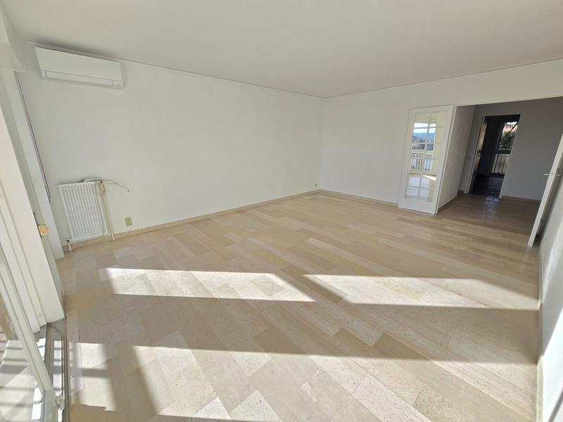 Appartement - 103 m² - 4 pièces