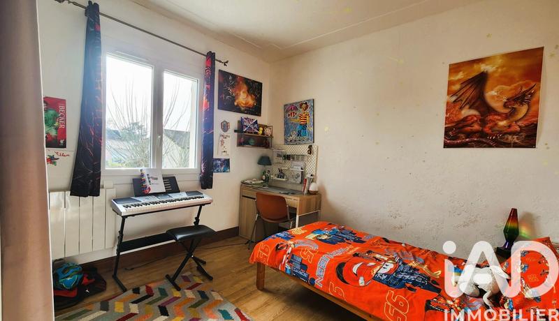 Maison - 235 m² - 10 pièces