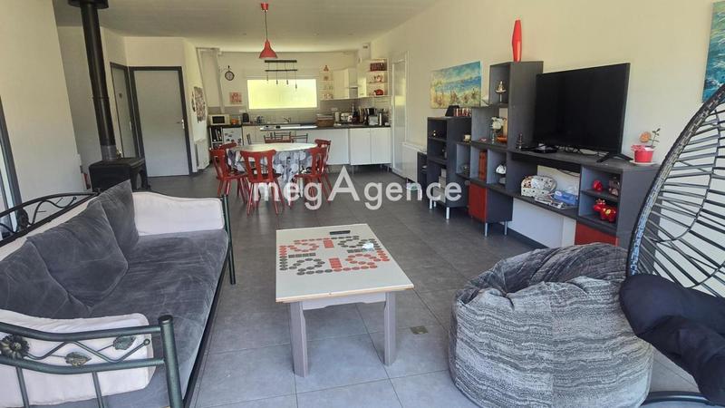 Maison - 315 m² - 5 pièces