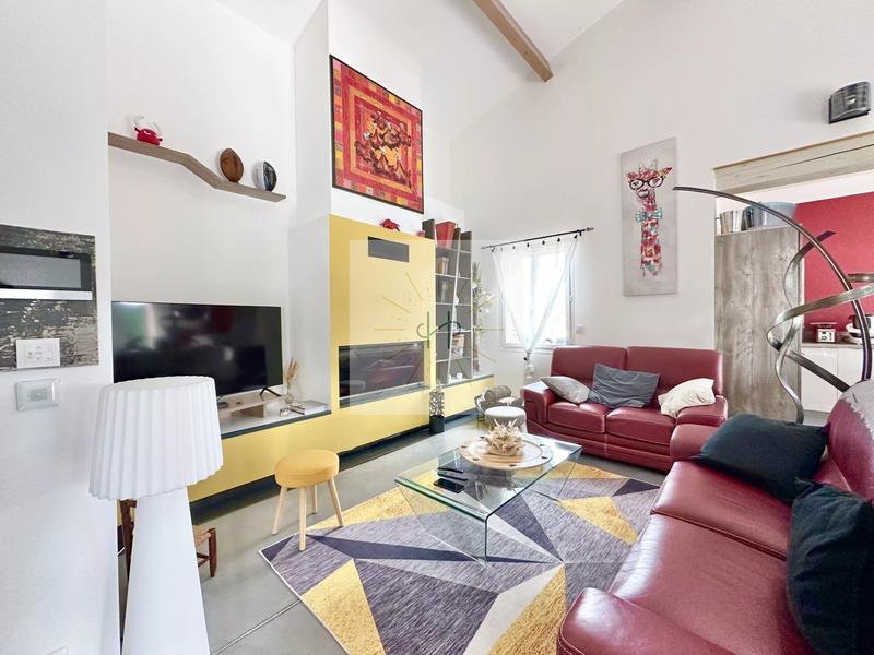 Maison - 168 m² - 4 pièces