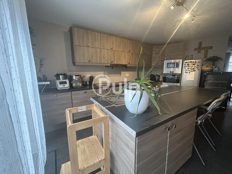 Maison de ville - 85 m² - 5 pièces