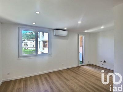 Appartement - 76 m² - 3 pièces