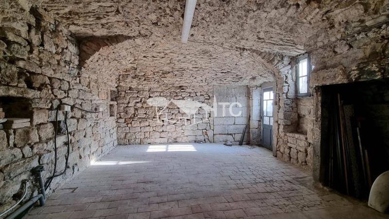 Mas - 60 m² - 6 pièces