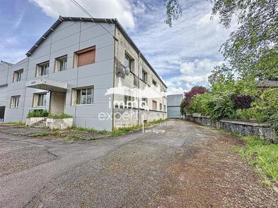 Local d'activité / Entrepôt - 694 m² - 5 pièces
