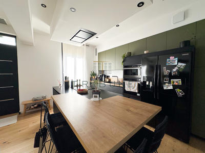 Maison - 105 m² - 4 pièces