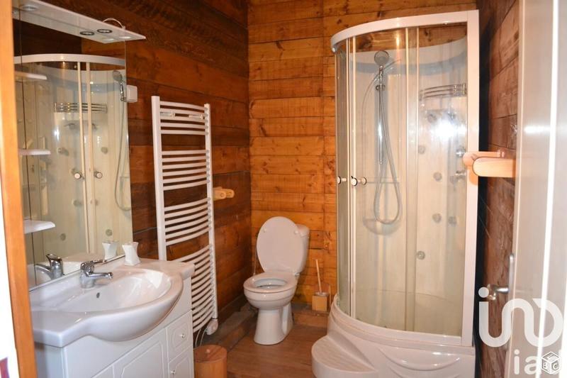 Appartement - 93 m² - 5 pièces