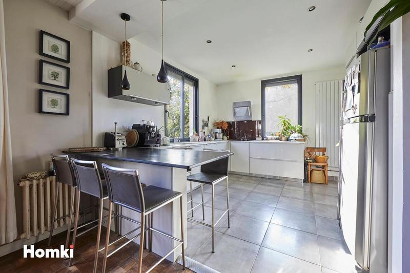 Maison de ville - 170 m² - 7 pièces