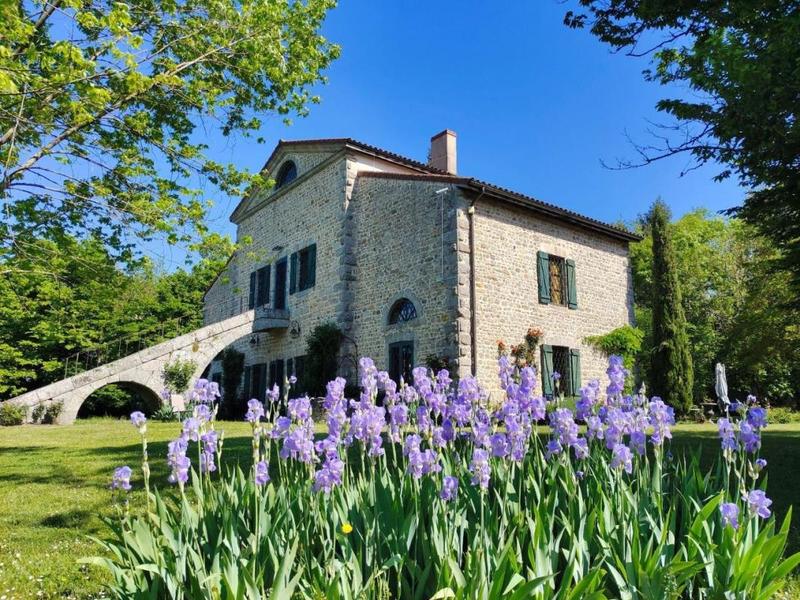 Demeure - 535 m² - 10 pièces