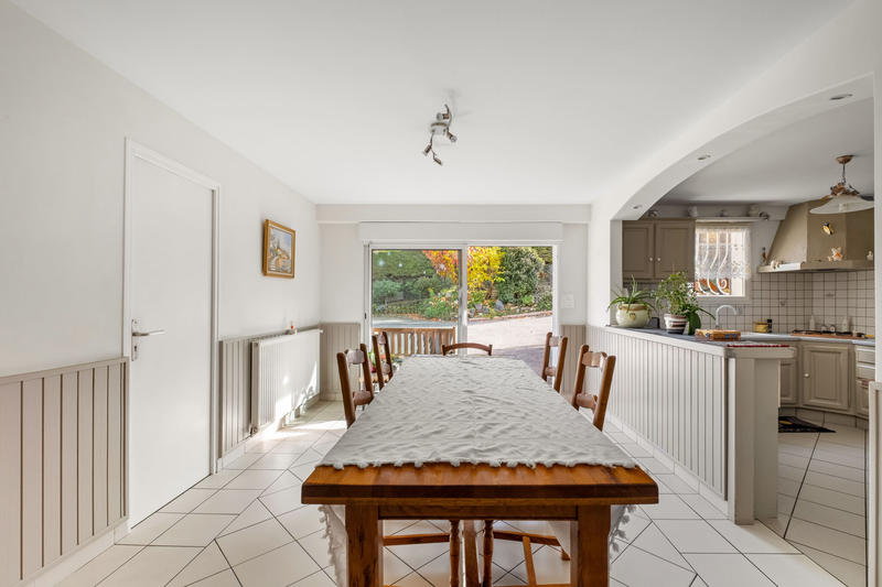 Maison - 157 m² - 7 pièces