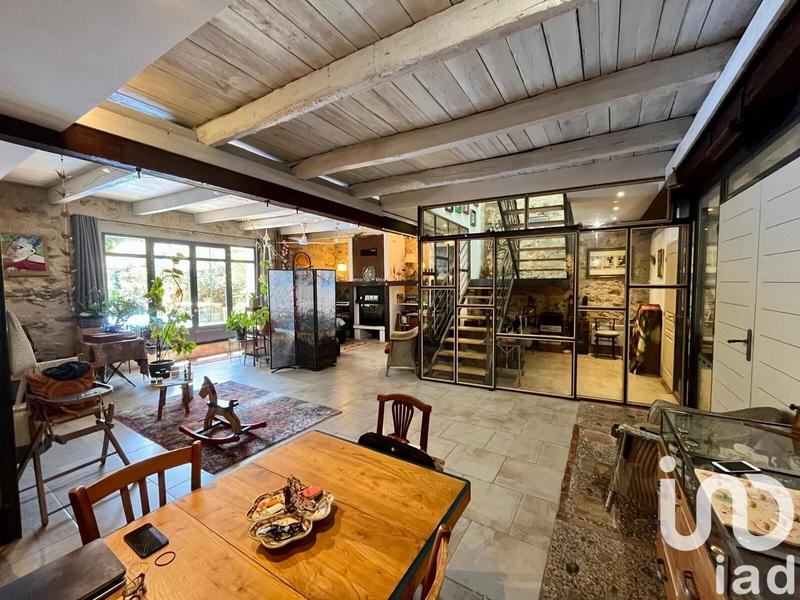 Maison de maîtres - 208 m² - 5 pièces