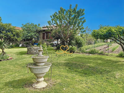 Maison - 161 m² - 6 pièces