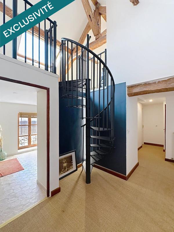 Maison - 195 m² - 8 pièces