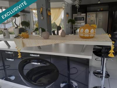 Maison - 168 m² - 4 pièces