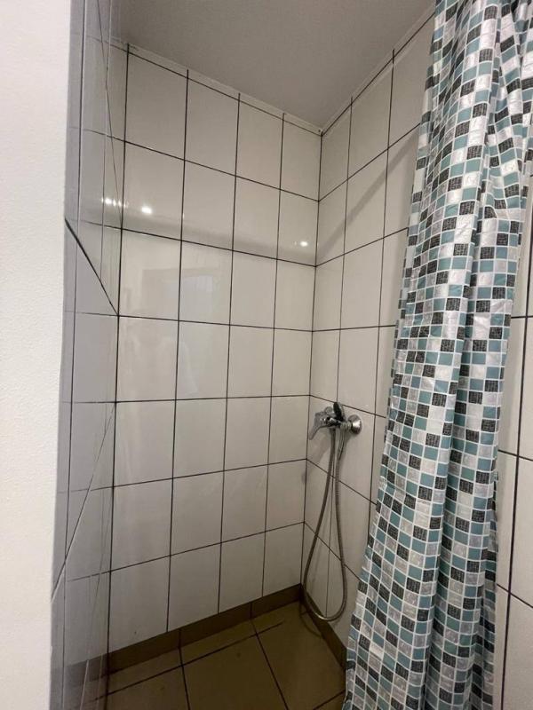 Studio - 15 m² - 1 pièce