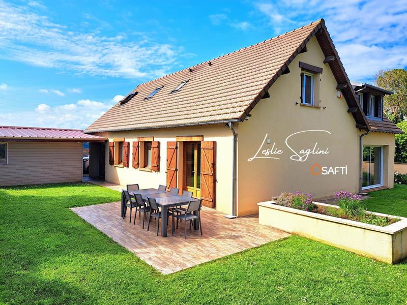 Maison - 177 m² - 8 pièces