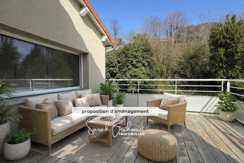 Appartement - 97 m² - 4 pièces