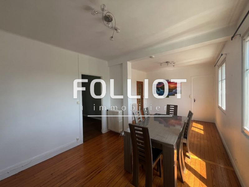 Appartement - 94 m² - 4 pièces