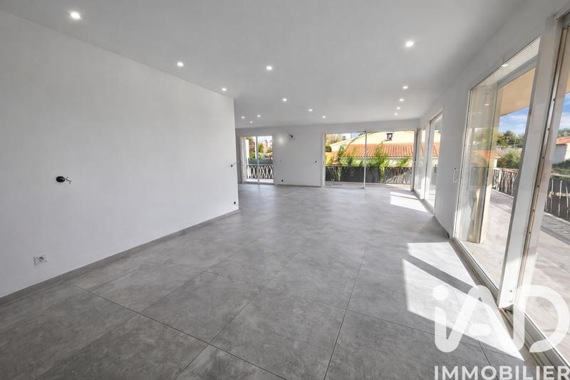 Appartement - 155 m² - 5 pièces