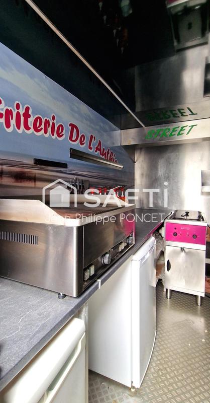 Local commercial - 142 m²