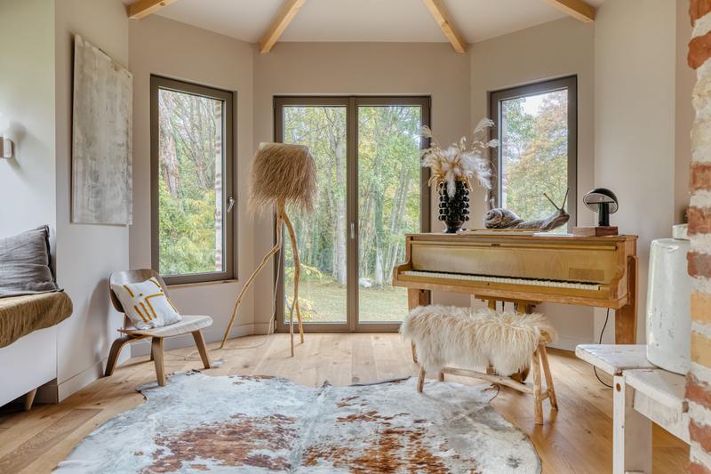 Maison - 313 m² - 13 pièces