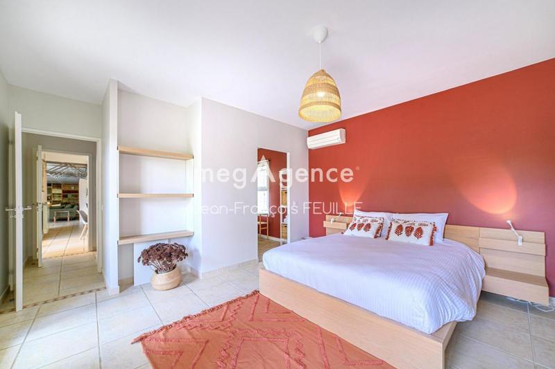 Maison - 400 m² - 10 pièces