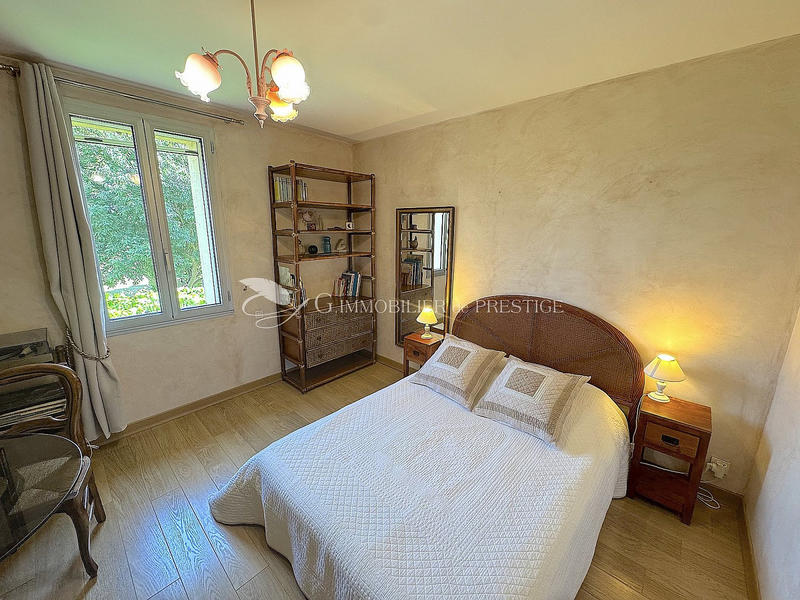 Mas - 257 m² - 9 pièces