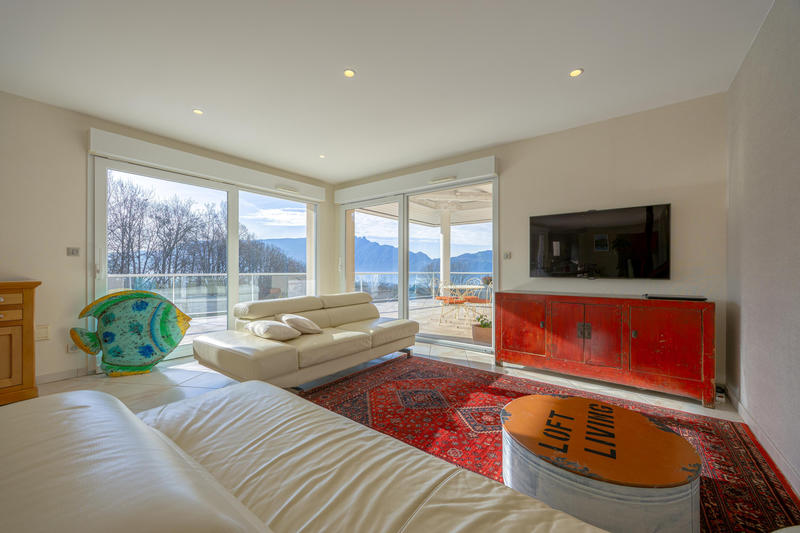 Villa - 250 m² - 5 pièces