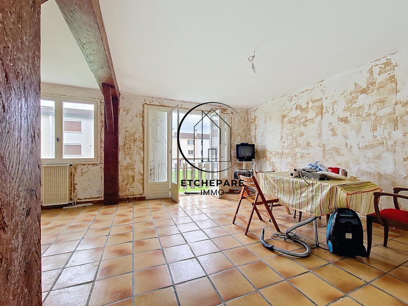 Maison - 110 m² - 4 pièces