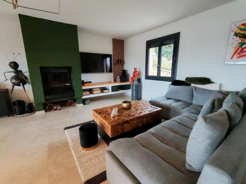 Maison - 183 m² - 6 pièces