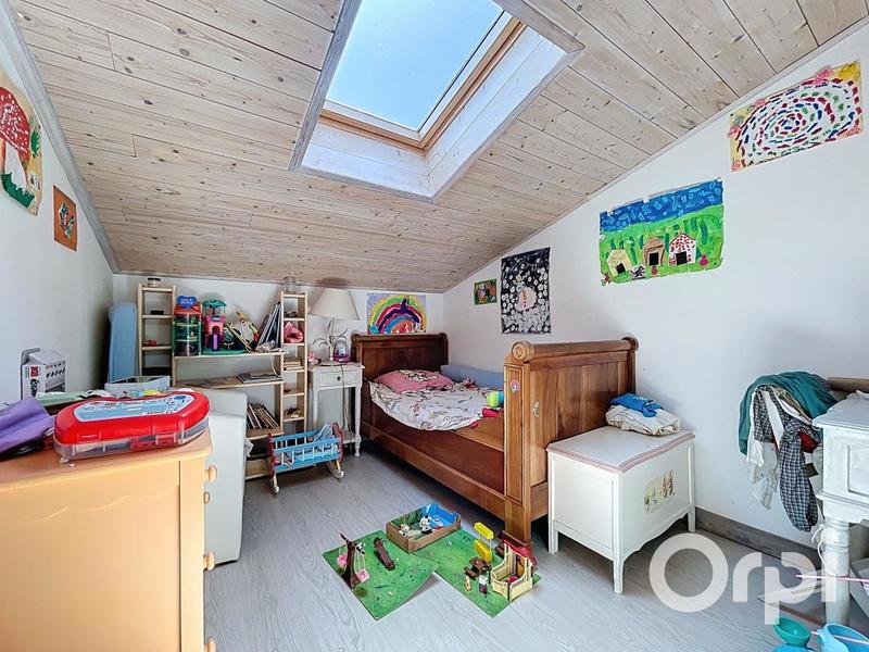 Maison - 96 m² - 4 pièces