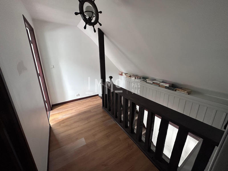 Maison - 90 m² - 3 pièces