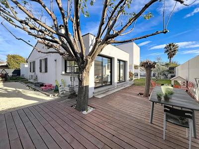 Villa - 167 m² - 7 pièces