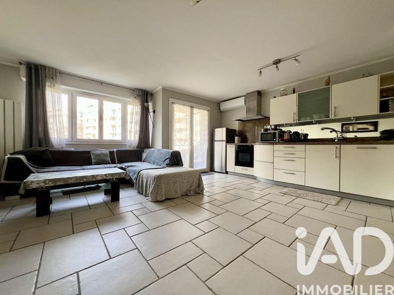 Appartement - 67 m² - 3 pièces