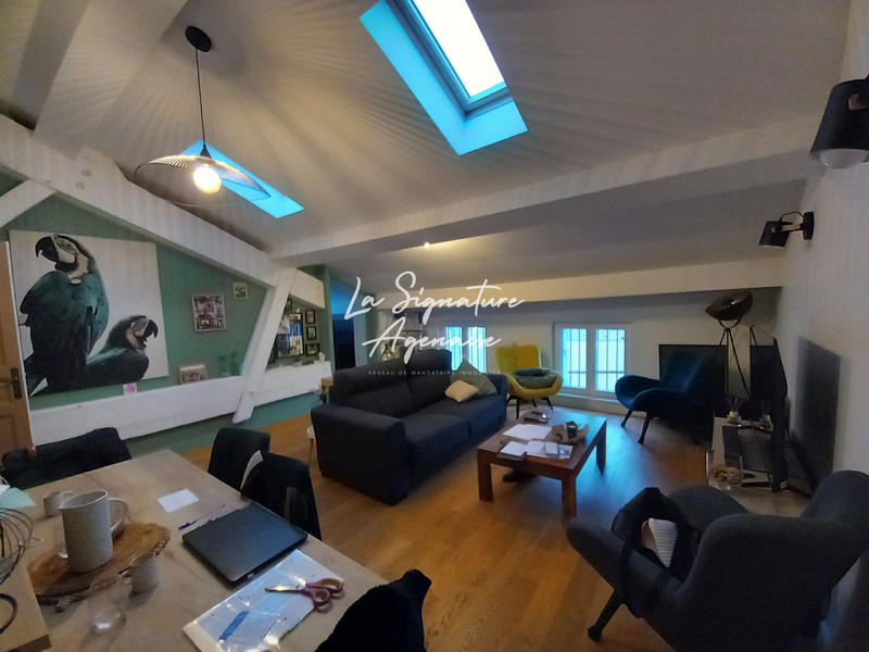 Appartement - 86 m² - 4 pièces