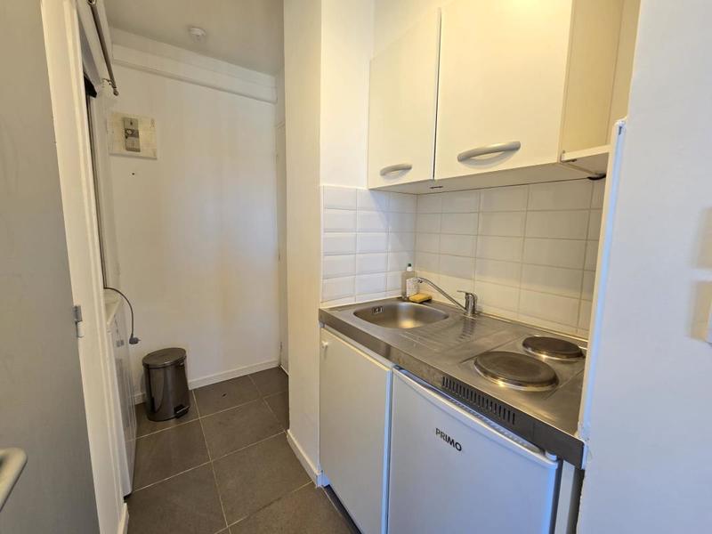 Studio - 14 m² - 1 pièce